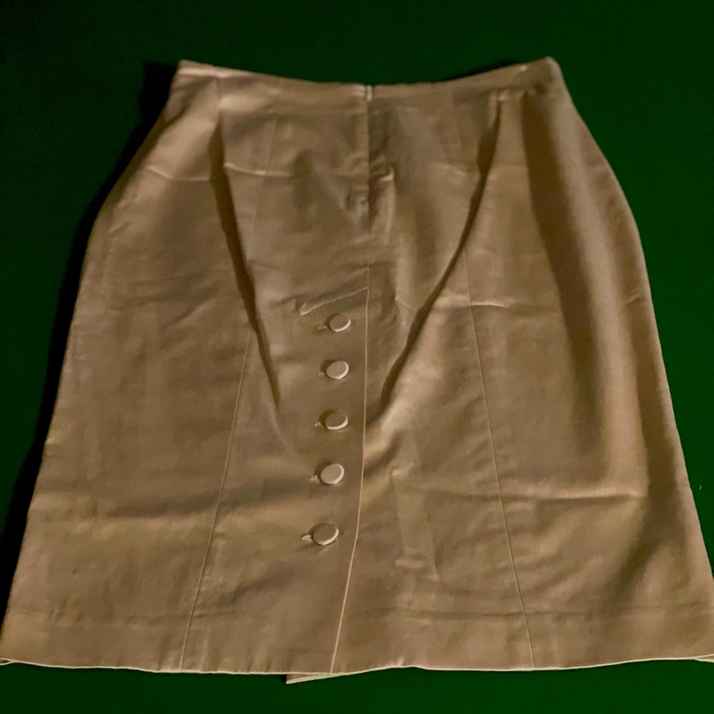 Pencil skirt